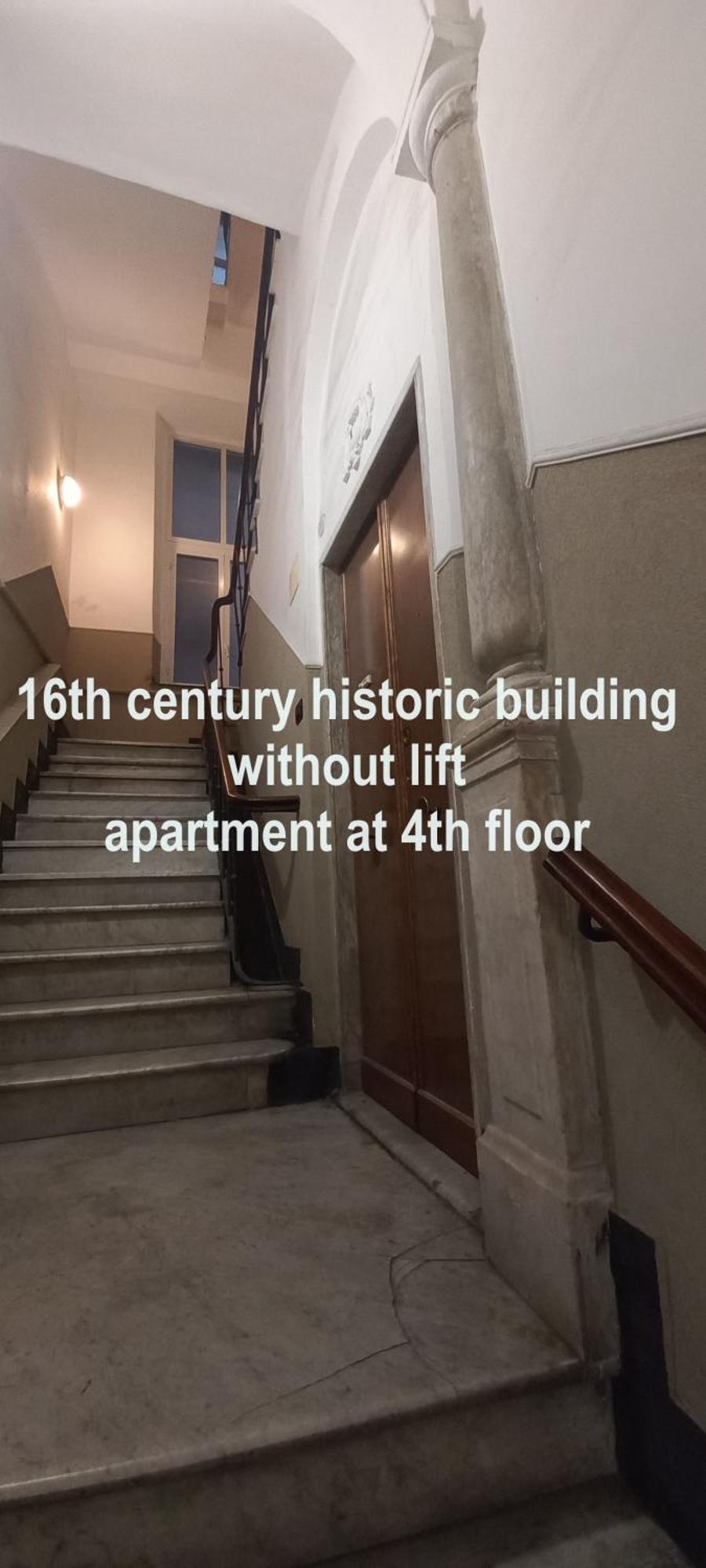 Baxeico Old Town Parking Free Apartment Genoa Bagian luar foto